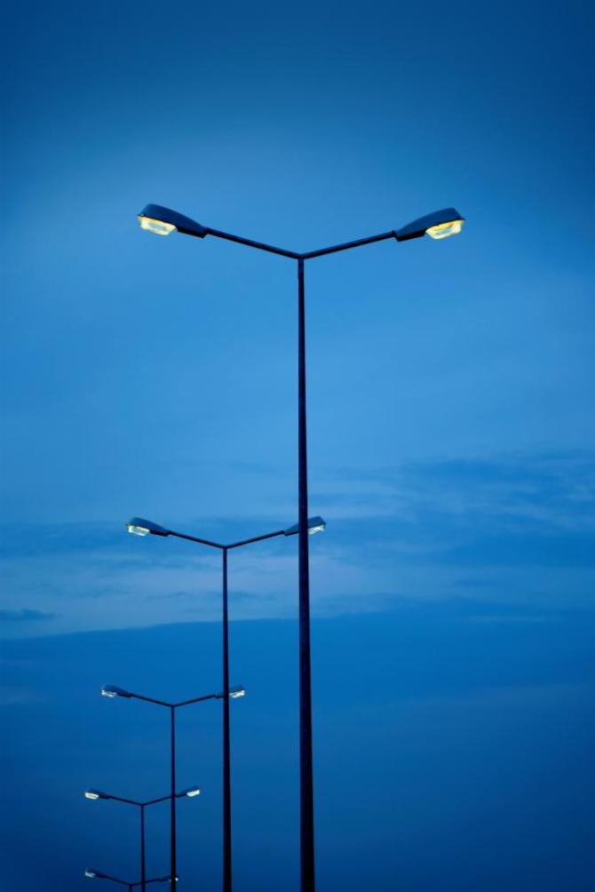 Funding crisis hits streetlights restricted repair service as number